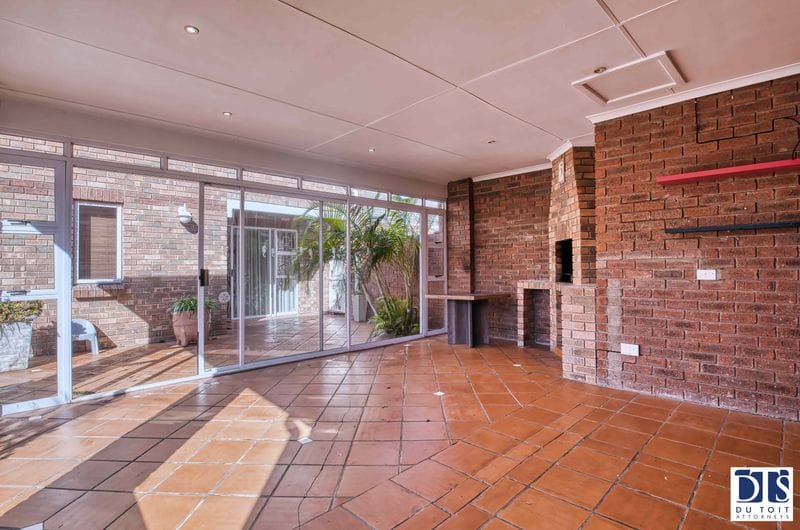 3 Bedroom Property for Sale in Summerstrand Eastern Cape